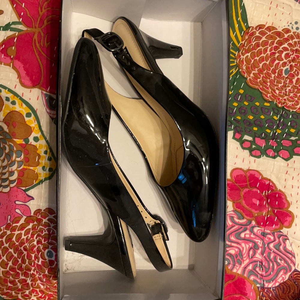 Black patten leather heel w/ strap size 7.5